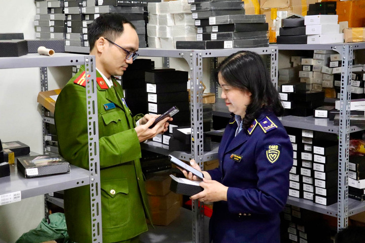 Hà Nội xử lý gần 2.900 vụ buôn lậu, hàng giả trong 6 tháng
