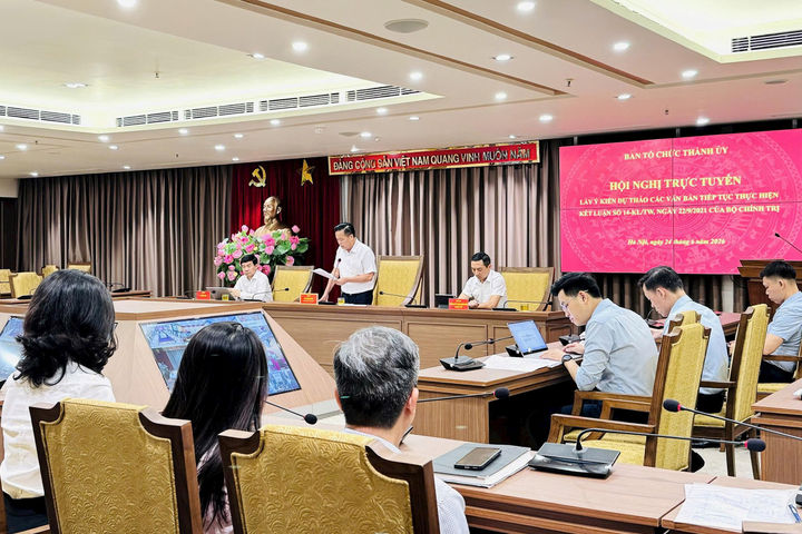 Hoàn thiện cơ chế để khuyến khích, bảo vệ cán bộ dám đổi mới