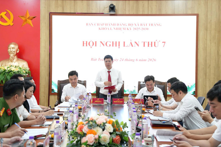 Xã Bát Tràng đẩy mạnh phát triển kinh tế gắn với bảo vệ môi trường làng nghề