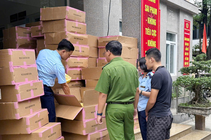 Hà Nội: Phát hiện hàng chục nghìn sản phẩm mỹ phẩm giả
