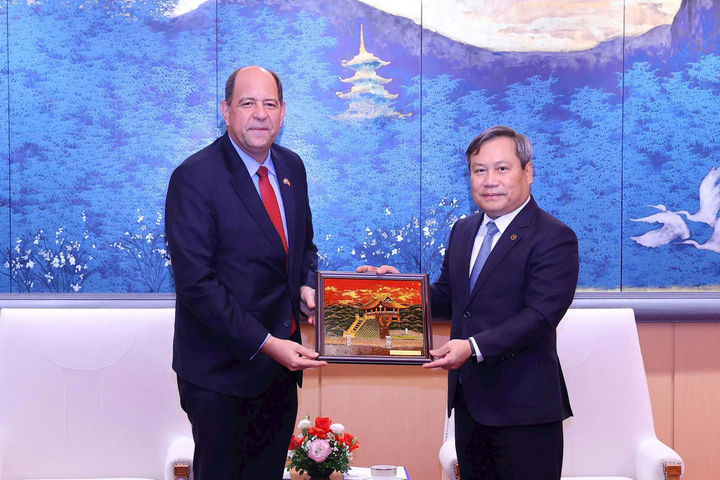 Đại sứ Cộng hòa Dominicana bắt đầu nhiệm kỳ với kỳ vọng mở rộng hợp tác