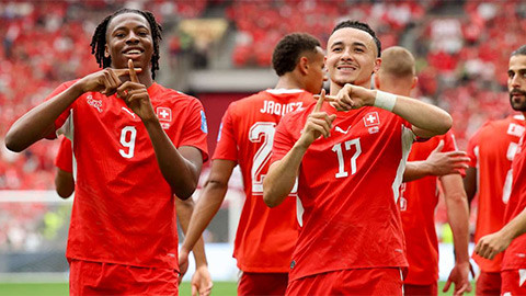 World Cup 2026: Thắng sát nút Canada, Thụy Sĩ giành vé vào vòng 1/16 với ngôi nhất bảng B