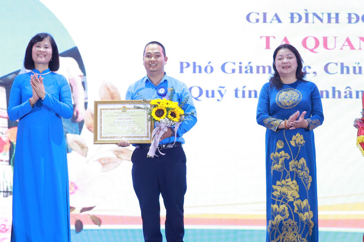Gia đình hạnh phúc - điểm tựa để người lao động cống hiến
