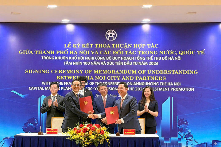 Hà Nội ký hợp tác thu hút đầu tư với Ngân hàng UOB Việt Nam và Tập đoàn Central Retail