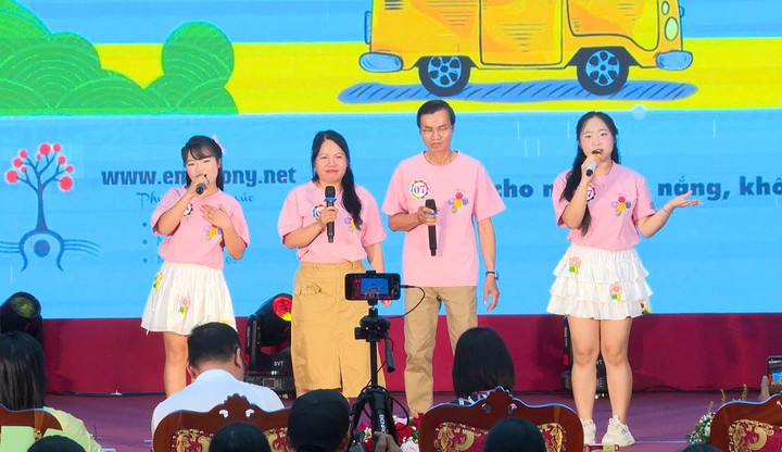 Từ nếp nhà Hà Nội đến hành trình vun đắp hạnh phúc cho mỗi người dân