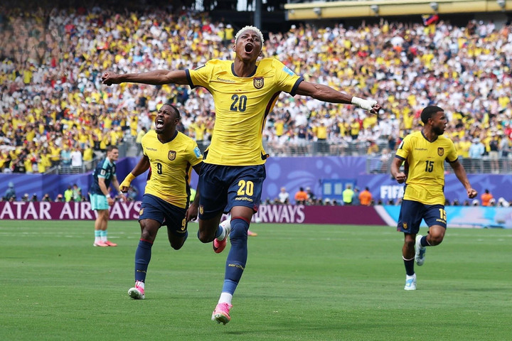 Hạ gục tuyển Đức, Ecuador ghi tên mình vào vòng 1/16 World Cup 2026