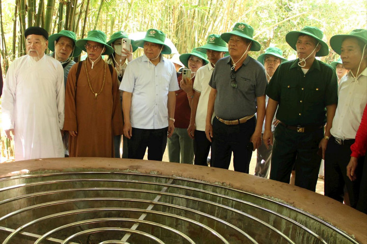 Đoàn đại biểu Thủ đô dâng hương, tri ân tại các địa chỉ đỏ ở Quảng Trị