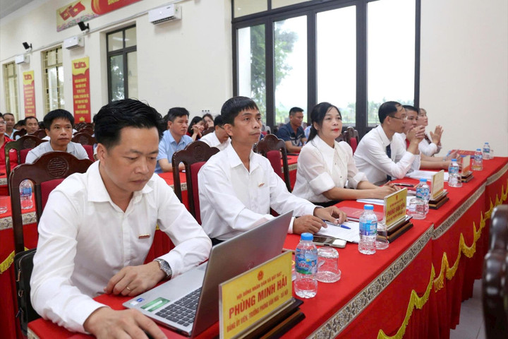 HĐND xã Bất Bạt xem xét, quyết nghị nhiều nội dung quan trọng