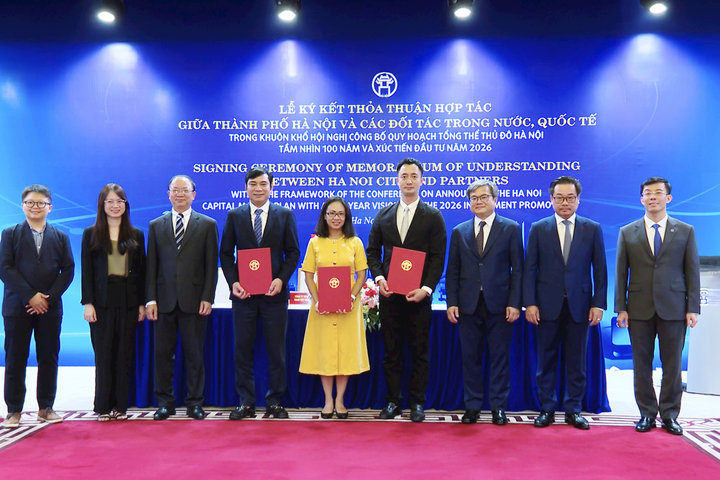 Hà Nội và Grab Việt Nam hợp tác thúc đẩy phát triển đô thị thông minh và chuyển đổi số