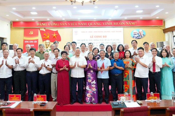 Phường Văn Miếu - Quốc Tử Giám công bố 35 tổ dân phố, chi bộ tổ dân phố sau sắp xếp