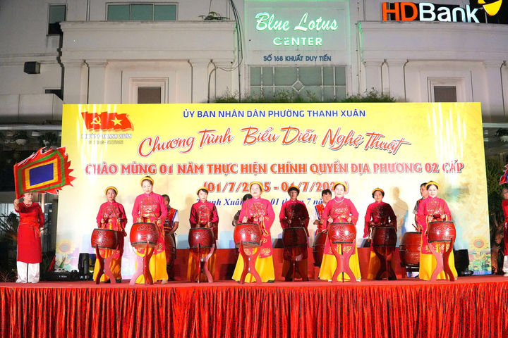 Đêm nghệ thuật mừng 1 năm vận hành chính quyền địa phương 2 cấp tại phường Thanh Xuân