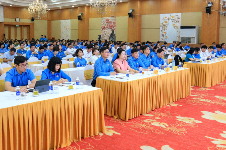 Quán triệt Nghị quyết Đại hội lần thứ XI MTTQ Việt Nam và Đại hội lần thứ XIV Công đoàn Việt Nam