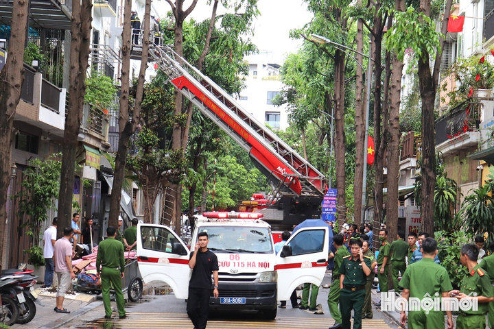 2 người tử vong, 1 người bị thương trong vụ cháy nghiêm trọng tại khu đô thị Văn Phú