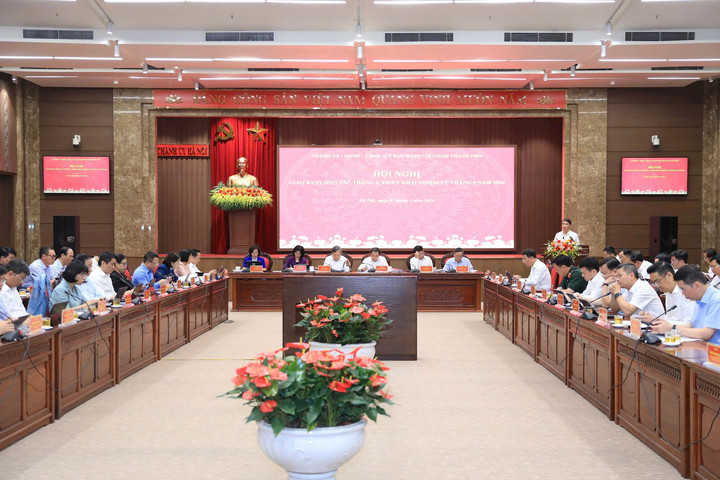 Hà Nội tổ chức sơ kết 6 tháng đầu năm, triển khai nhiệm vụ 6 tháng cuối năm 2026