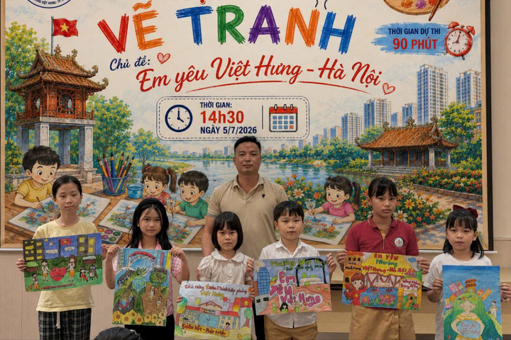 Thiếu nhi phường Việt Hưng gửi gắm tình yêu quê hương qua nét vẽ