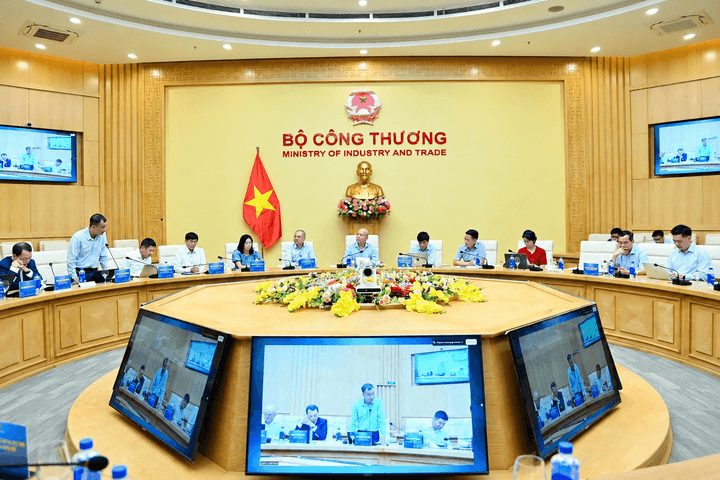 Bàn giải pháp thúc đẩy xuất khẩu nửa cuối năm
