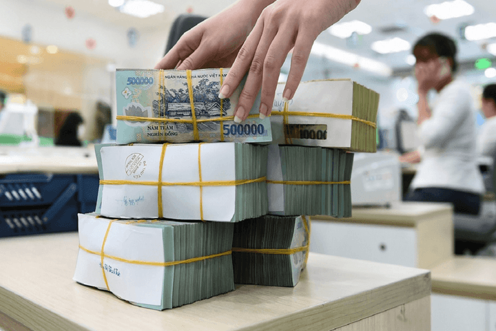 Muốn giảm lãi suất cho vay thực chất, cần xử lý từ chi phí vốn đầu vào