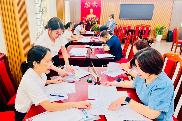 Tuyển sinh lớp 6 ở phường Hoàng Mai: Hồ sơ đạt và vượt chỉ tiêu