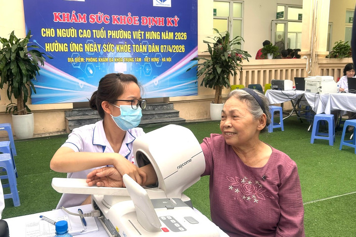 Phường Việt Hưng nâng chất lượng chăm sóc sức khỏe nhân dân từ y tế cơ sở