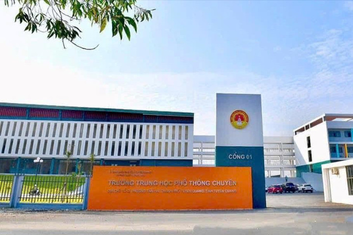 Đề nghị thi lại môn toán tại THPT Chuyên Tuyên Quang: Bộ Giáo dục sẽ có phương án phù hợp
