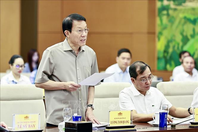 Tạo hành lang pháp lý vững chắc để bảo vệ cán bộ dám nghĩ, dám làm, năng động sáng tạo