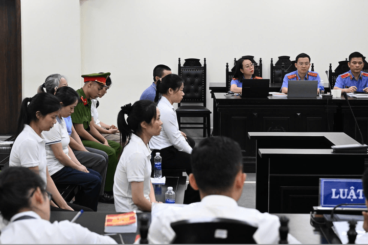 Mở lại phiên xử vợ chồng giám đốc sản xuất thực phẩm giả, che giấu 190 tỷ doanh thu