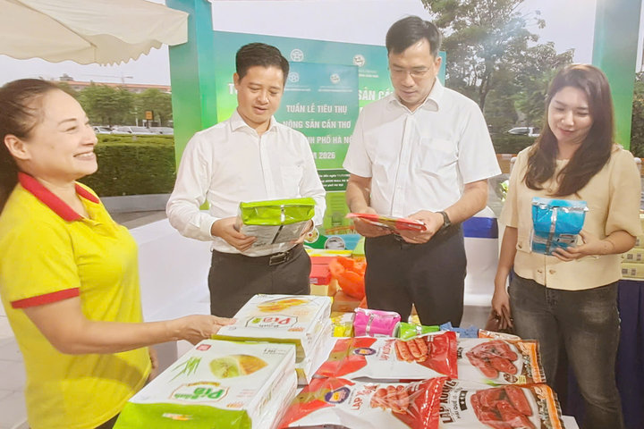 Hà Nội tạo điều kiện cho doanh nghiệp Cần Thơ tiếp cận hệ thống bán lẻ hiện đại