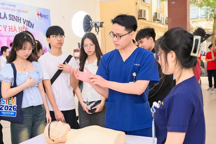 Điểm sàn Trường Đại học Y Hà Nội 2026: Cao nhất là 24 điểm