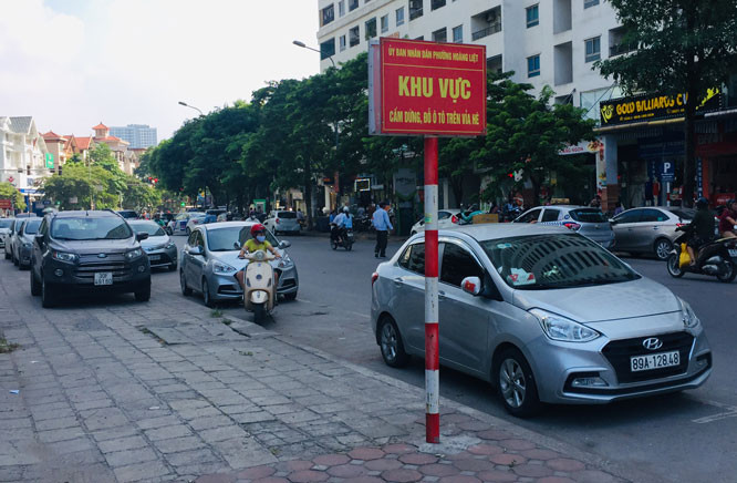 phường Hoàng Liệt cấp 7 giấy phép bãi xe “lưỡng dụng”