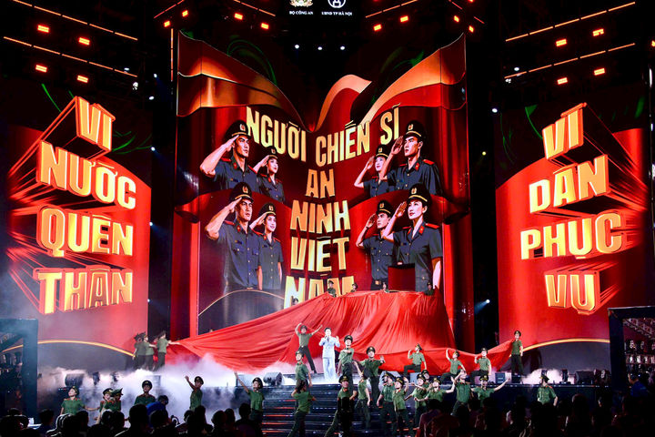 “Tổ quốc bình yên” - tái hiện dòng chảy 80 năm lịch sử lực lượng An ninh nhân dân