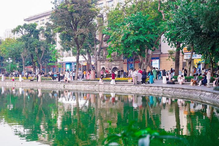 Bắc Bộ ngày nắng gián đoạn, chiều tối và đêm nhiều nơi có mưa rào