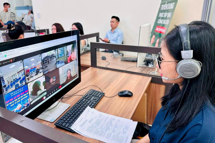 Thị trường lao động Hà Nội tiếp tục sôi động và phân hóa mạnh