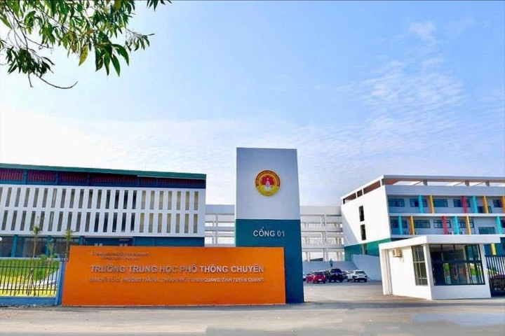 Thí sinh tại điểm thi THPT chuyên Tuyên Quang được đăng ký xét tuyển đại học bình thường