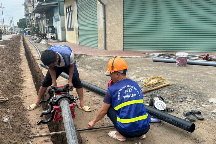 Đưa nước sạch đến những hộ dân cuối cùng ở xã Thường Tín