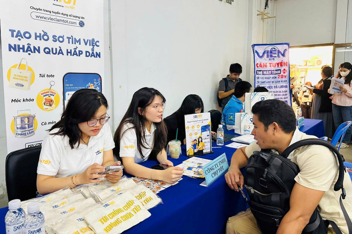 Phát huy hiệu quả chính sách bảo hiểm thất nghiệp trong phục hồi thị trường lao động