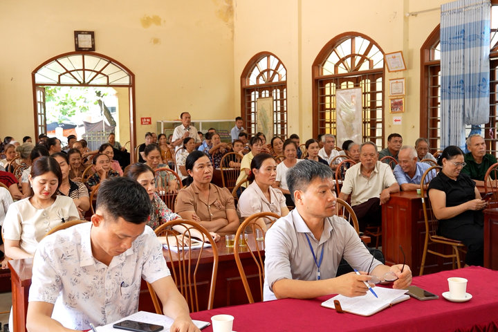 Cử tri xã Thanh Oai kiến nghị đẩy nhanh đầu tư hệ thống cấp nước sạch