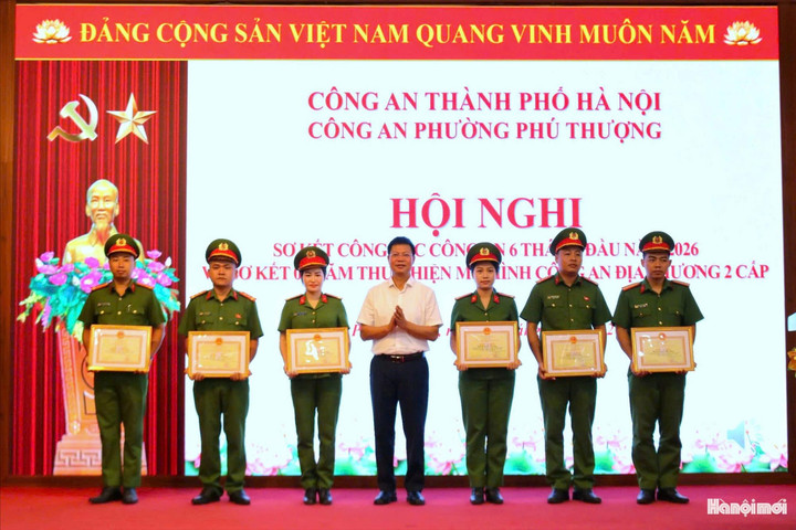 Công an phường Phú Thượng: Khẳng định hiệu quả mô hình Công an địa phương hai cấp