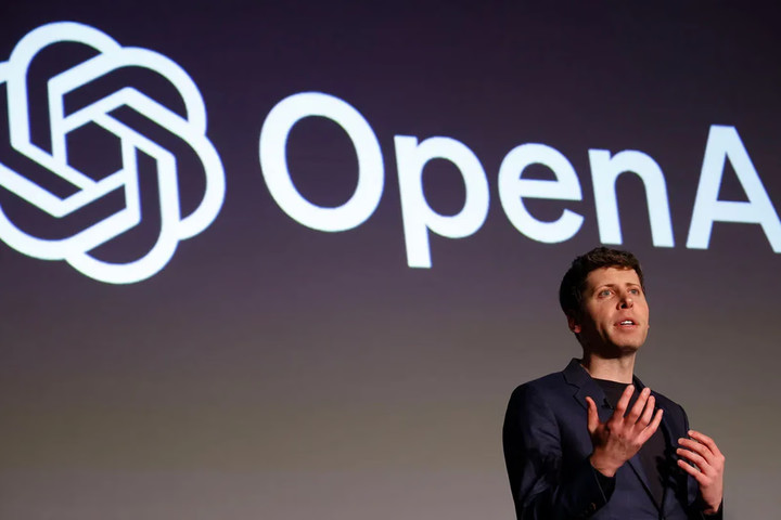 OpenAI bước vào cuộc đua thiết bị AI tiêu dùng