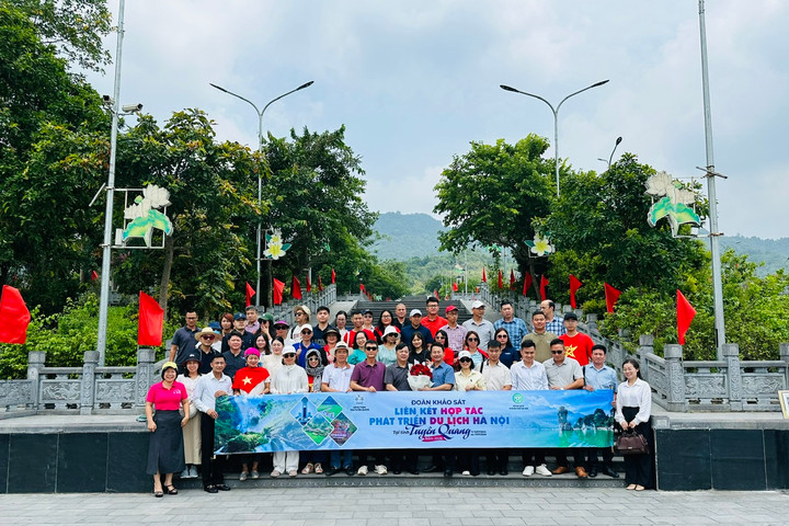 Khảo sát tuyến du lịch về nguồn tại Tuyên Quang nhân Ngày Thương binh - Liệt sĩ 27-7