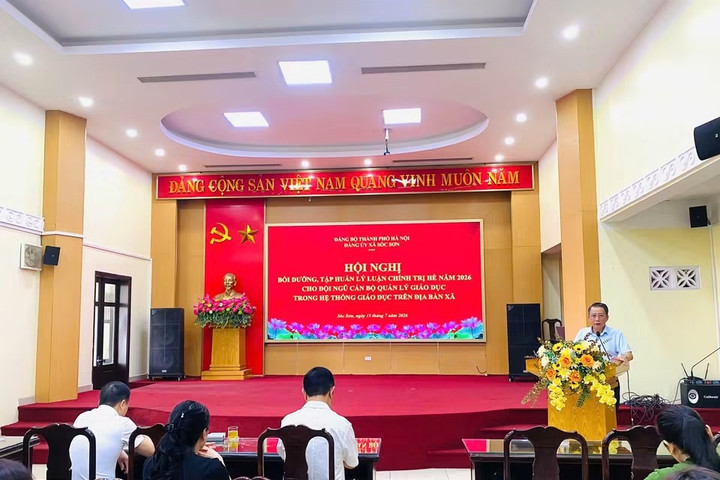 Xã Sóc Sơn bồi dưỡng, tập huấn chính trị Hè cho cán bộ quản lý giáo dục