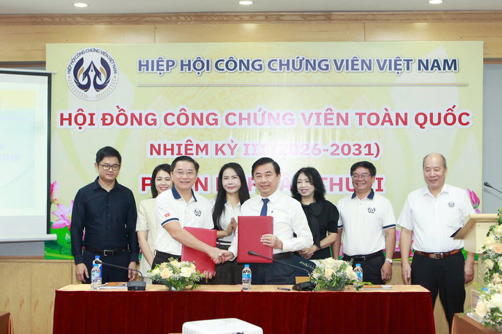 Cơ quan Báo và Phát thanh, truyền hình Hà Nội ký kết thỏa thuận hợp tác truyền thông với Hiệp hội Công chứng viên Việt Nam