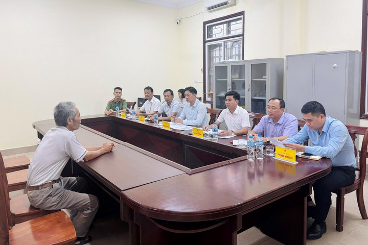 Từ nhiệm vụ tiếp dân đến chính quyền phục vụ nhân dân