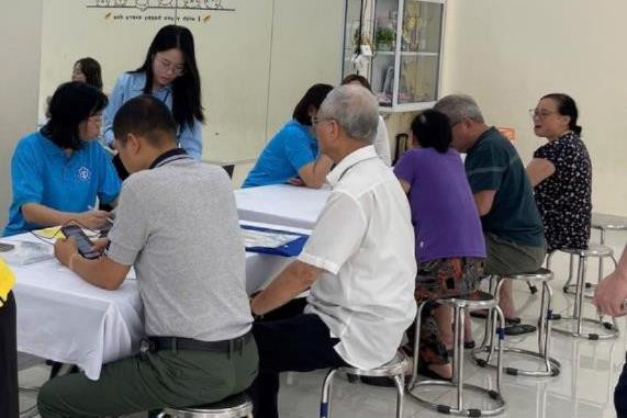 Phường Phú Thượng quyết liệt thu hồi nợ đọng BHXH, bảo đảm quyền lợi người lao động