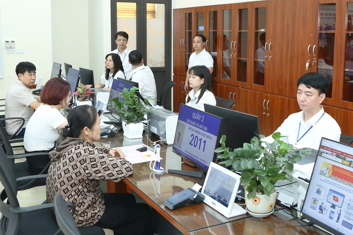 Chính sách thu nhập tăng thêm: Thu hút nhân lực chất lượng cao cho Hà Nội