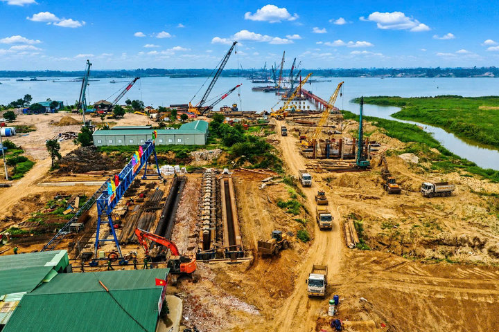 Tin tức đặc biệt trên ấn phẩm Hànộimới ngày 23-7-2026