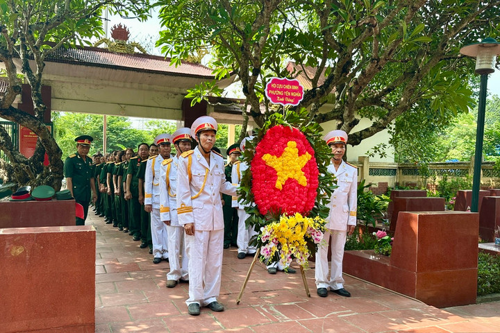 Hội Cựu chiến binh phường Yên Nghĩa dâng hương tưởng niệm các Anh hùng liệt sĩ