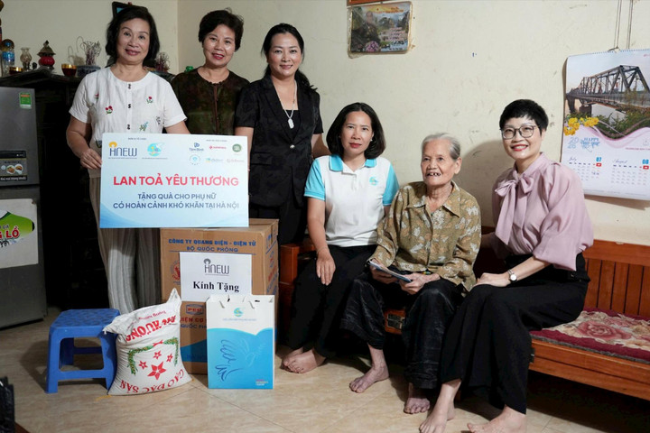 Lan tỏa yêu thương, đồng hành cùng phụ nữ khó khăn