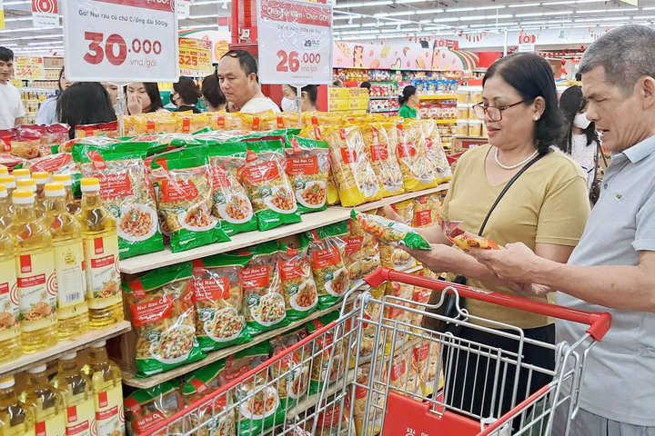 [Podcast] Tin tức ngày 25-7: Siêu thị tại Hà Nội đồng loạt giảm giá mạnh