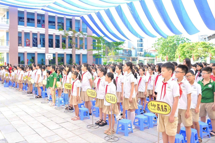 Điều chuyển và sắp xếp hơn 20.000 hiệu trưởng, hiệu phó