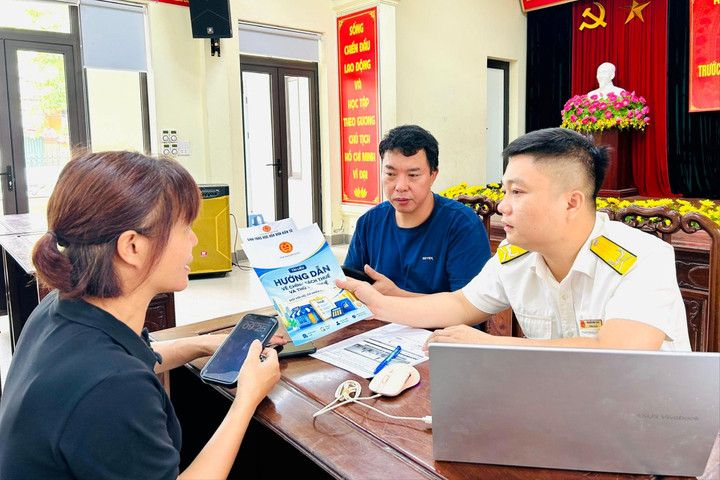 Phường Hoàng Mai đồng hành cùng hộ kinh doanh chuyển đổi số